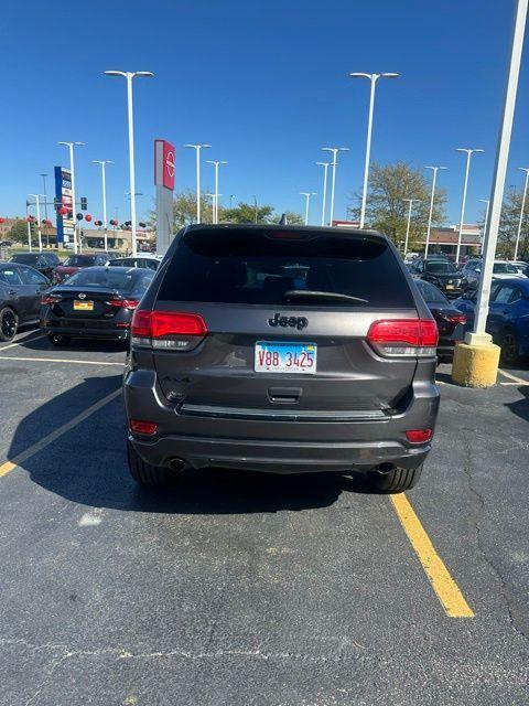 used 2014 Jeep Grand Cherokee car, priced at $11,991