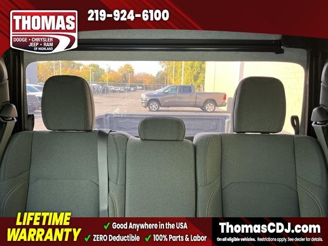 new 2026 Jeep Gladiator car, priced at $46,523