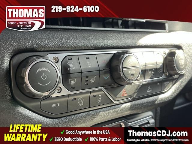 new 2026 Jeep Gladiator car, priced at $46,523