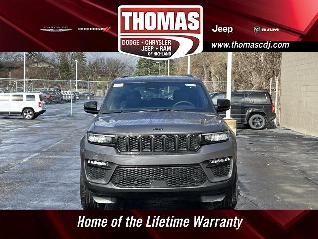 new 2025 Jeep Grand Cherokee car, priced at $47,370