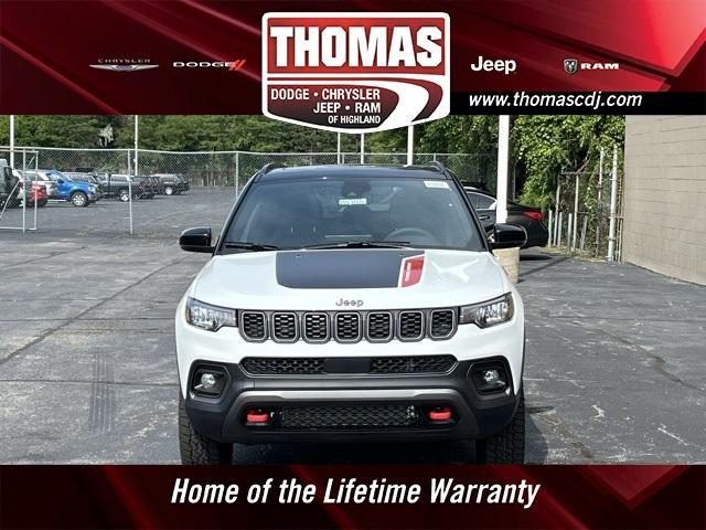 new 2025 Jeep Compass car, priced at $33,282