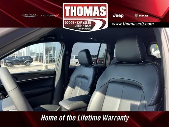 new 2025 Jeep Grand Cherokee car, priced at $46,256