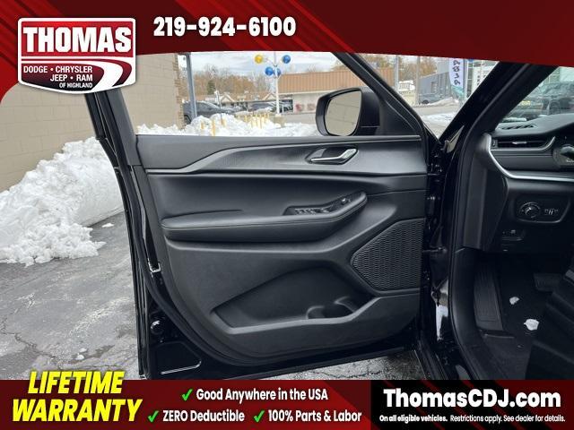 new 2025 Jeep Grand Cherokee car, priced at $41,078