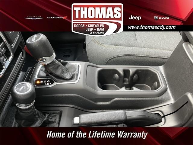new 2025 Jeep Wrangler car, priced at $48,044