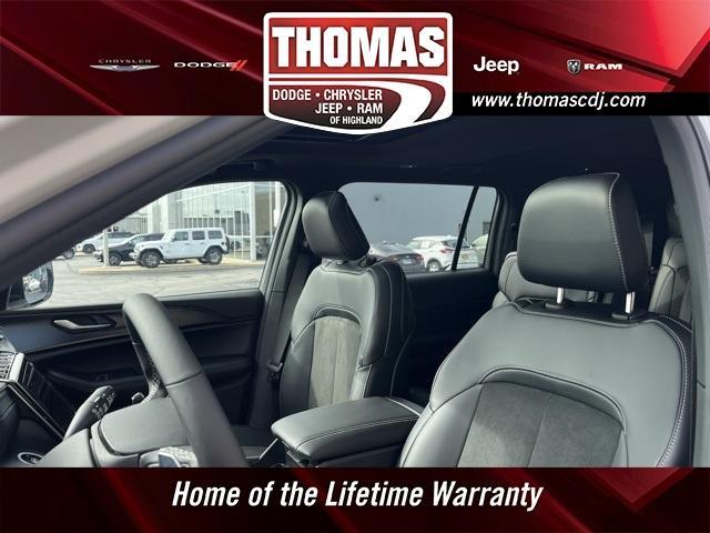 new 2025 Jeep Grand Cherokee L car, priced at $42,798