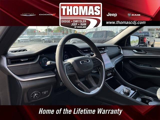 new 2025 Jeep Grand Cherokee car, priced at $48,407