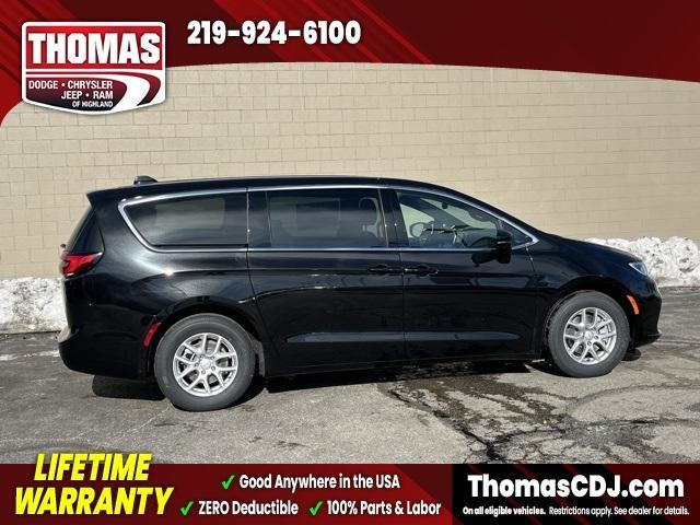 new 2026 Chrysler Pacifica car, priced at $41,266