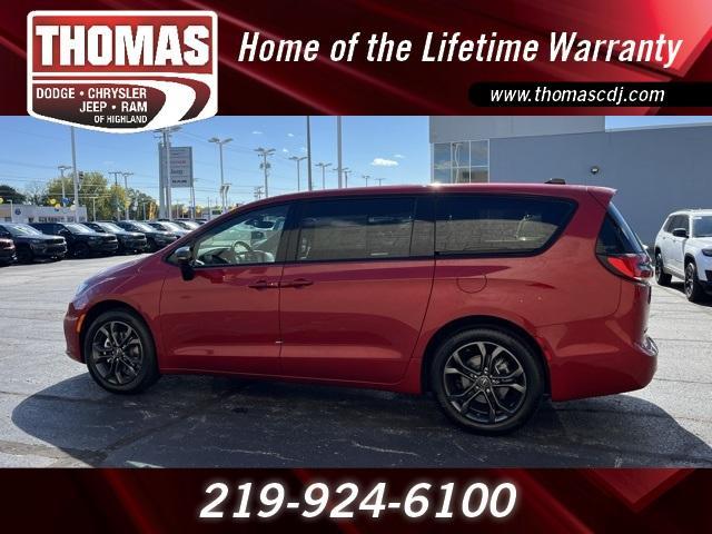 new 2026 Chrysler Pacifica car, priced at $43,140