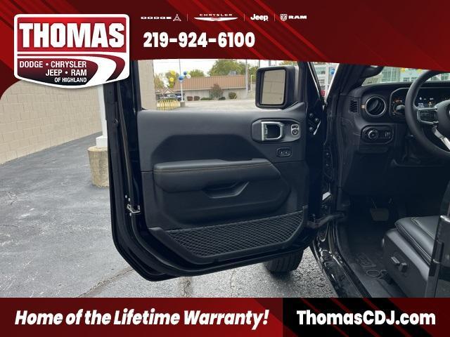 new 2025 Jeep Wrangler car, priced at $52,974