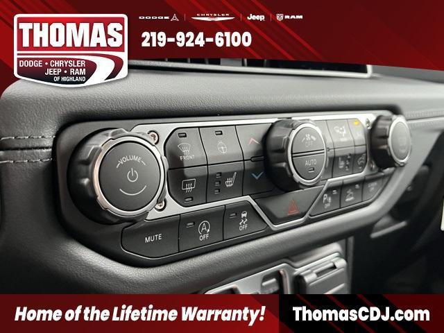 new 2025 Jeep Wrangler car, priced at $52,974