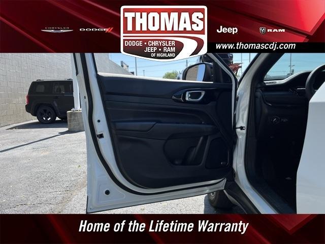 used 2022 Jeep Compass car, priced at $22,988