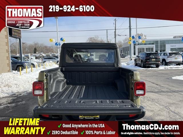 new 2026 Jeep Gladiator car, priced at $40,120