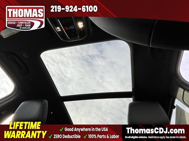 new 2025 Jeep Grand Cherokee car, priced at $48,460