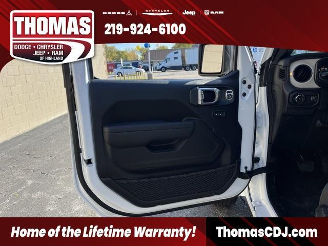 new 2026 Jeep Wrangler car, priced at $45,646