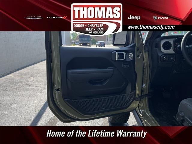 new 2025 Jeep Wrangler car, priced at $56,280