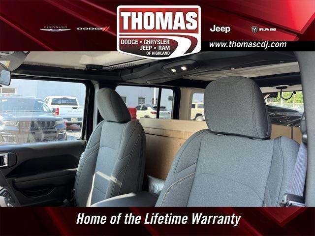 new 2025 Jeep Wrangler car, priced at $42,549