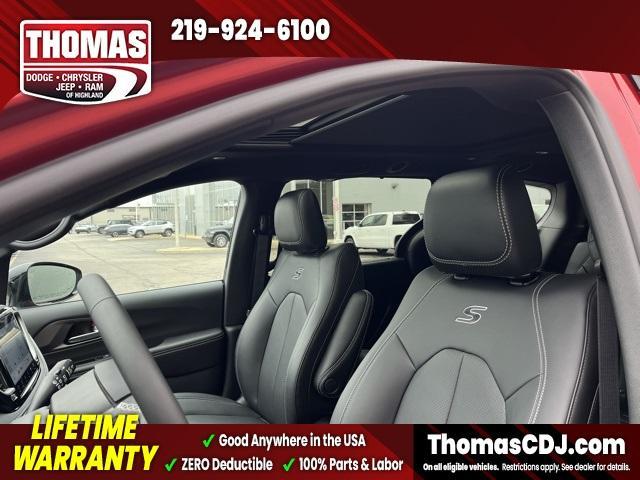 new 2026 Chrysler Pacifica car, priced at $43,256