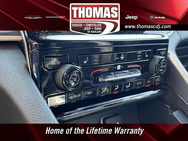 used 2024 Jeep Grand Cherokee car, priced at $37,495