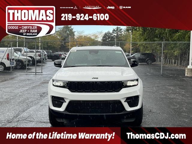 new 2025 Jeep Grand Cherokee car, priced at $40,156
