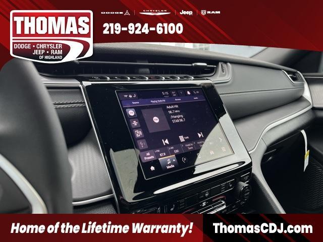 new 2025 Jeep Grand Cherokee car, priced at $40,156