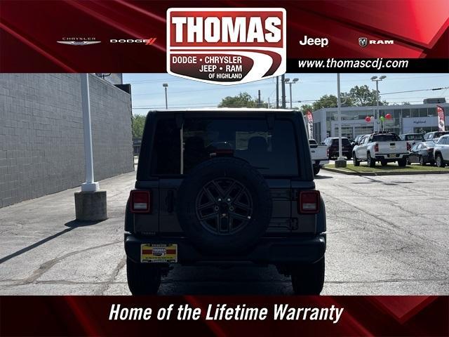 new 2025 Jeep Wrangler car, priced at $47,186