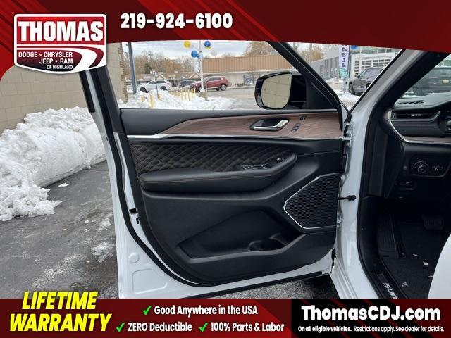 new 2025 Jeep Grand Cherokee L car, priced at $57,524