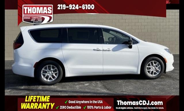 new 2026 Chrysler Pacifica car, priced at $38,945