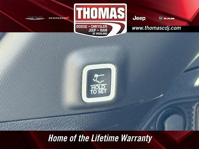 new 2025 Jeep Grand Cherokee car, priced at $44,457