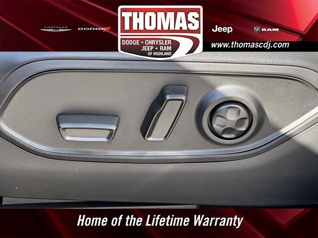 new 2025 Jeep Grand Cherokee car, priced at $44,457