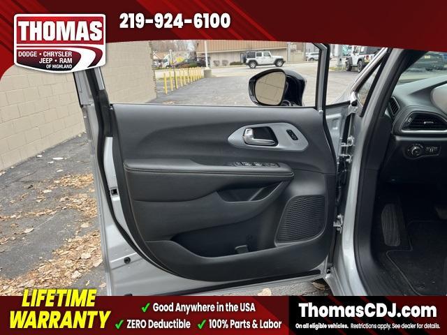 new 2026 Chrysler Pacifica car, priced at $49,431