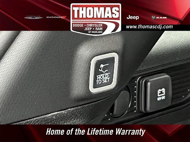new 2025 Jeep Grand Cherokee car, priced at $48,870