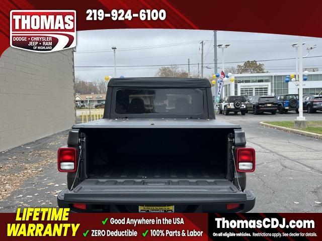 new 2026 Jeep Gladiator car, priced at $43,212