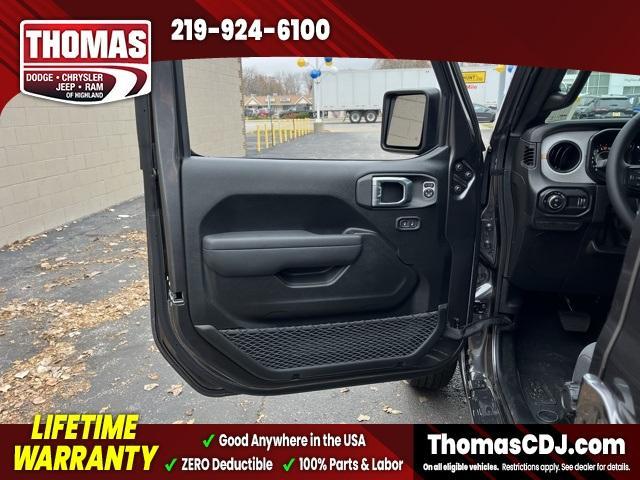 new 2026 Jeep Gladiator car, priced at $43,212