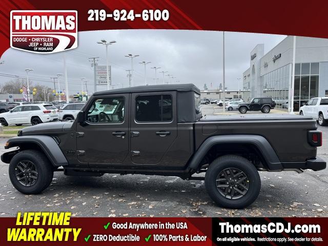 new 2026 Jeep Gladiator car, priced at $43,212