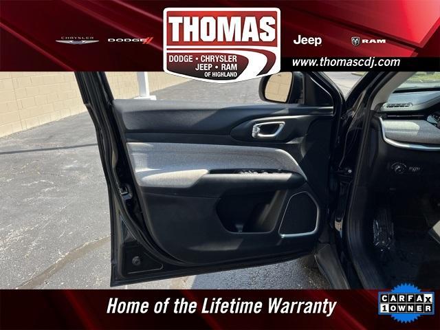 used 2022 Jeep Compass car, priced at $18,387