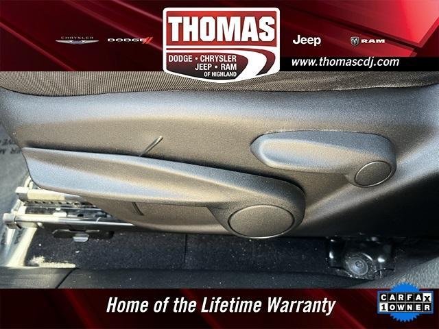 used 2022 Jeep Compass car, priced at $18,387
