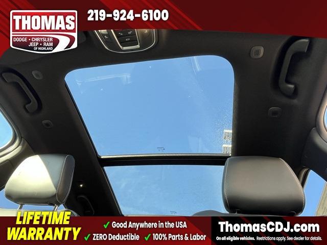 new 2025 Jeep Grand Cherokee car, priced at $47,219