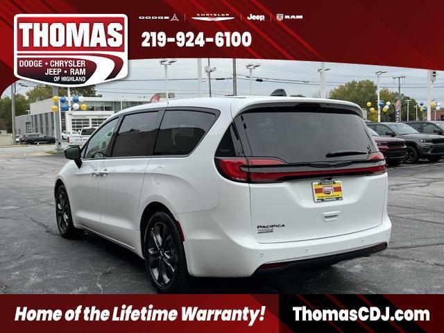 new 2026 Chrysler Pacifica car, priced at $43,929