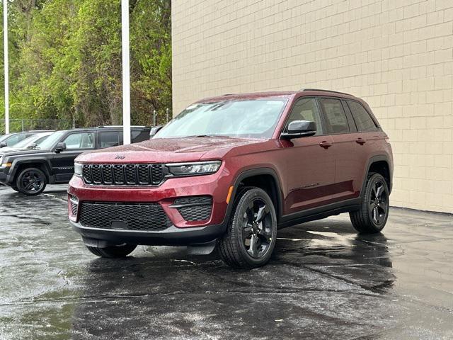 new 2024 Jeep Grand Cherokee car, priced at $41,693