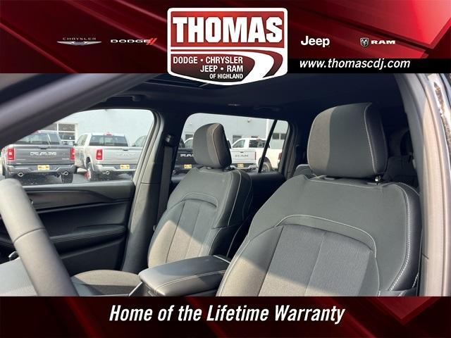 new 2025 Jeep Grand Cherokee L car, priced at $40,634