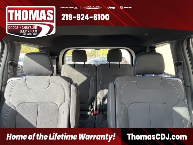 new 2025 Jeep Grand Cherokee L car, priced at $37,483