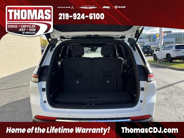 new 2025 Jeep Grand Cherokee L car, priced at $37,483