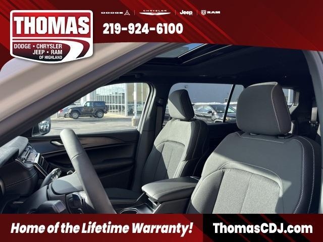 new 2025 Jeep Grand Cherokee L car, priced at $37,483