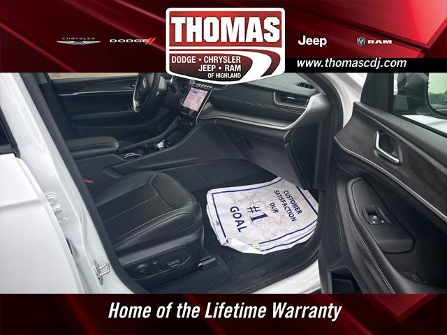 used 2023 Jeep Grand Cherokee car, priced at $38,475