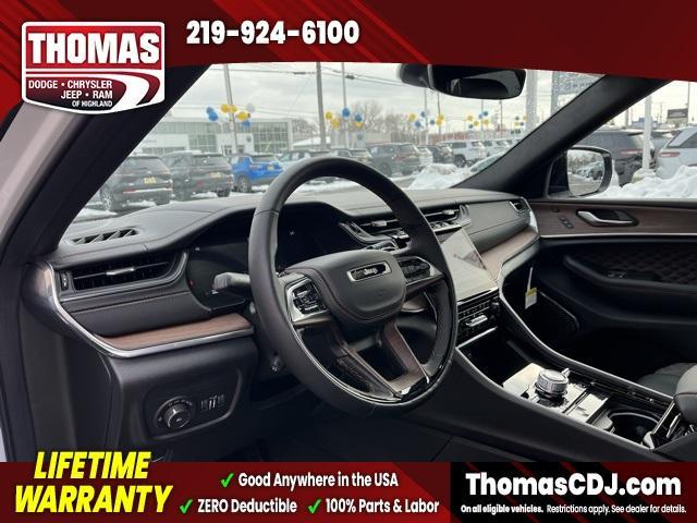 new 2025 Jeep Grand Cherokee car, priced at $53,566