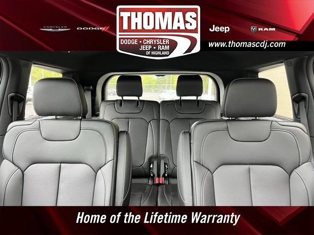 new 2025 Jeep Grand Cherokee L car, priced at $54,587