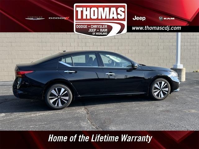 used 2021 Nissan Altima car, priced at $25,000