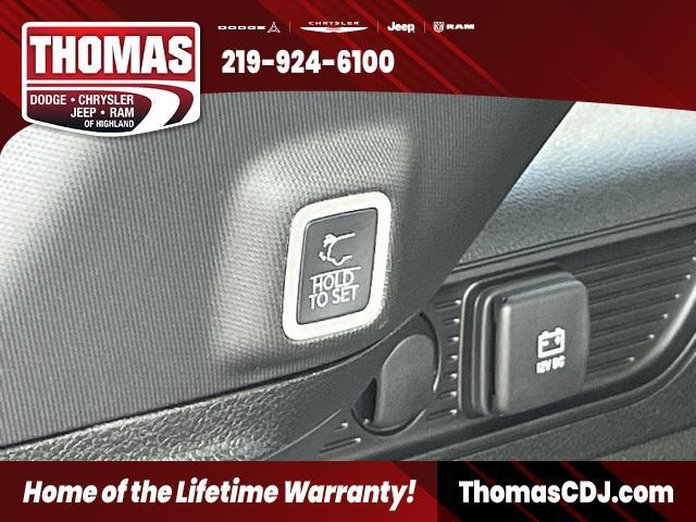 new 2025 Jeep Grand Cherokee car, priced at $43,759