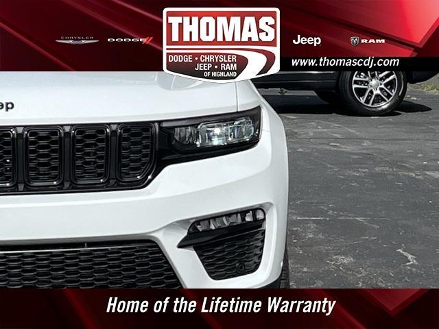 new 2025 Jeep Grand Cherokee car, priced at $52,696