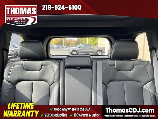 new 2025 Jeep Grand Cherokee car, priced at $43,759